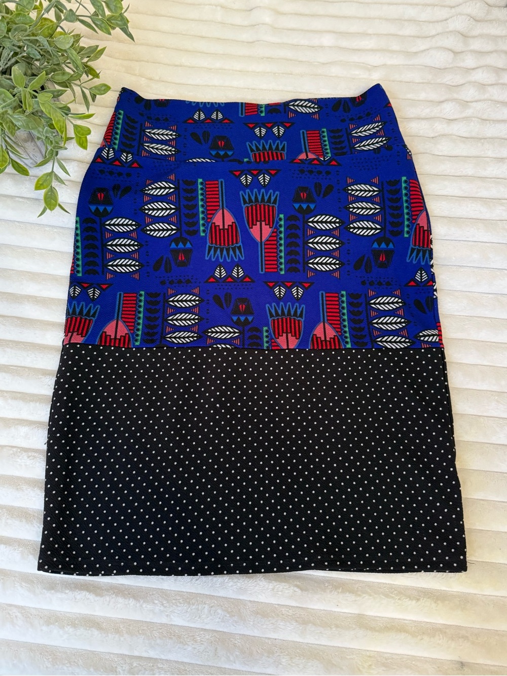 Lularoe Cassie Pencil Skirt size medium